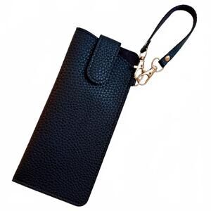 NEW ELLISON+YOUNG women's button up glass case bag charm in black